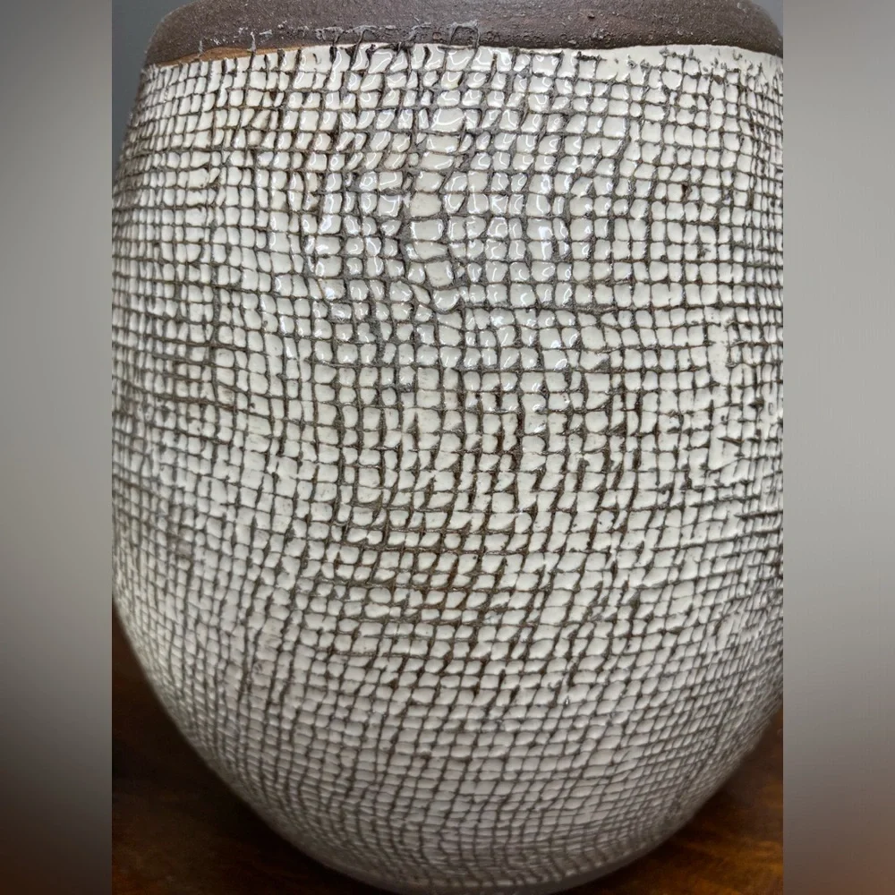 Ceramic Storage Jar with Pull Lid